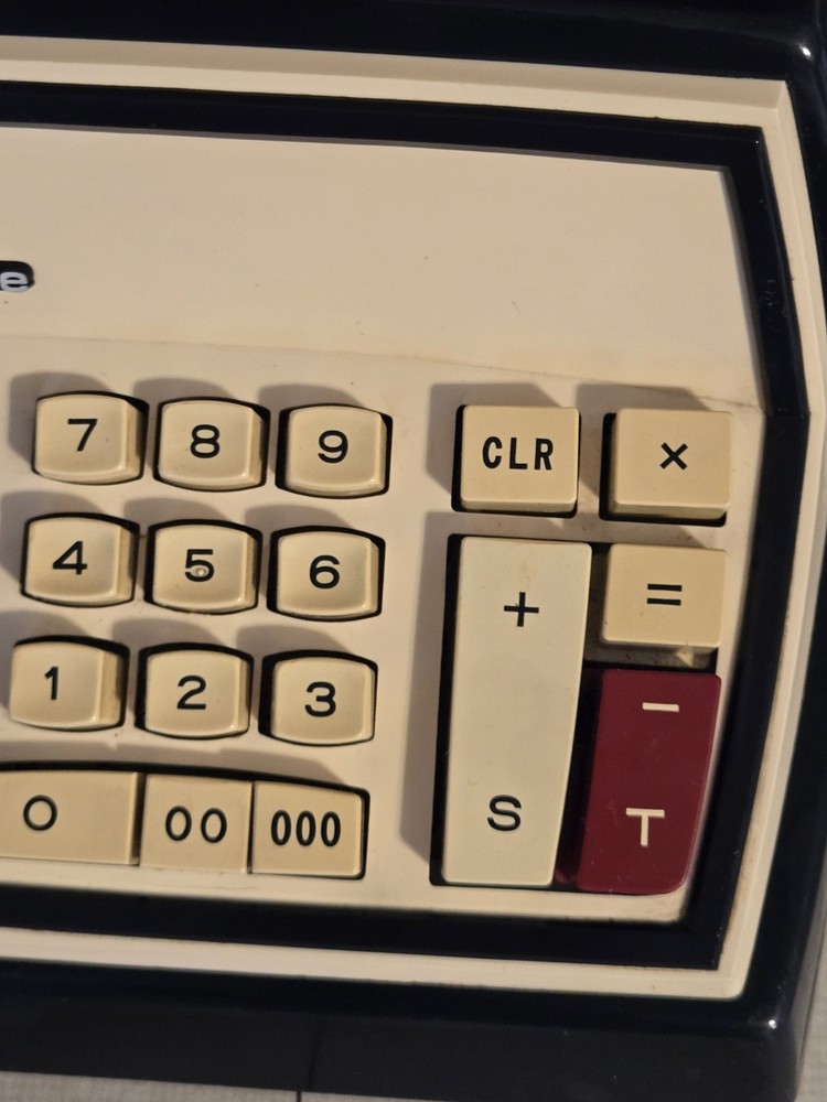 Vintage Commodore 402 Mechanical Adding Machine EXCELLENT!