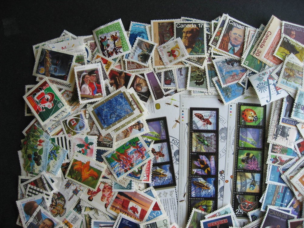 CANADA collection 800 different U old-2014.Face same=reg/ex-bklt/diff perfs etc
