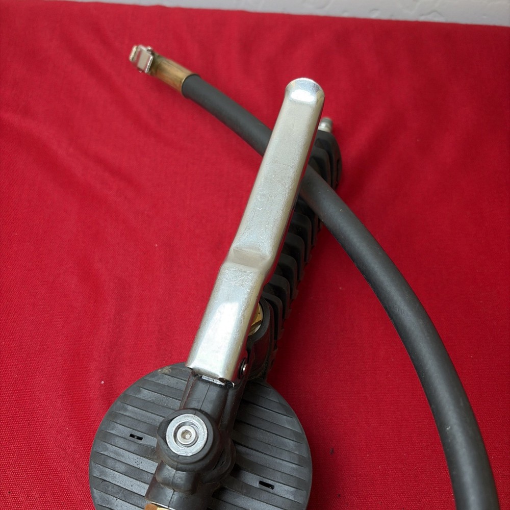 Titan Tools 19357 Digital Tire Inflator