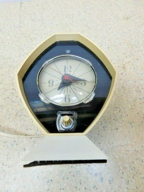 Art Deco Alarm Clock Ceiling Projection