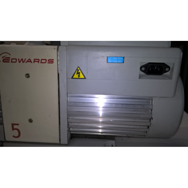ROTARY VANE VACUUM PUMP EDWARDS RV5