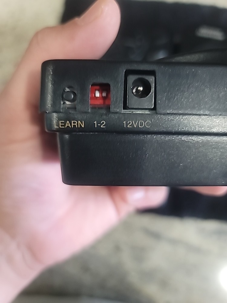 Chamberlain Wireless Portable Intercom 4 Units (RWIS), 4-Channel