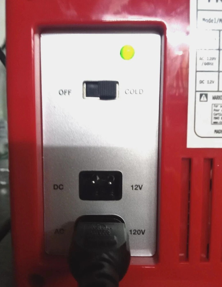 Mini Portable Compact Personal Fridge Cools Mini Portable Compact 4 L 12V