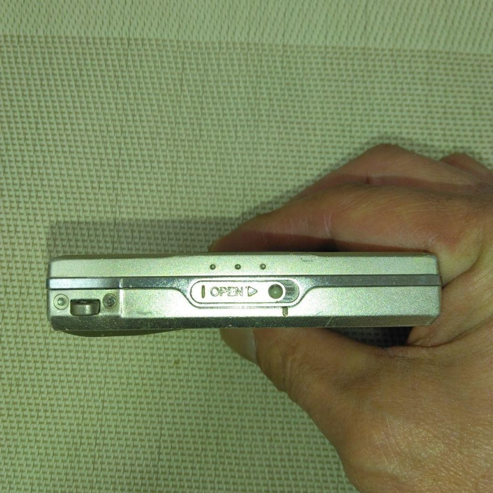 [JUNK] SHARP MD-ST521-N MD Walkman – Powers On, Test Only, Not Fully Functional