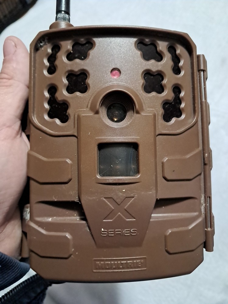 Moultrie DELTA BASE CELLULAR TRAIL GAME CAMERA for HUNTING 24mp Untested