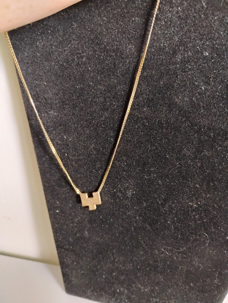 18 inch Avon necklace