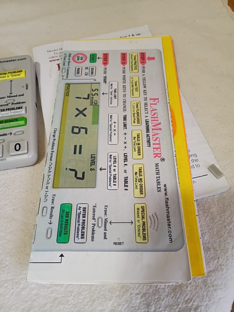 Flash Master Math Tables Electronic Learning Tool Model MT1A Tested Working A6