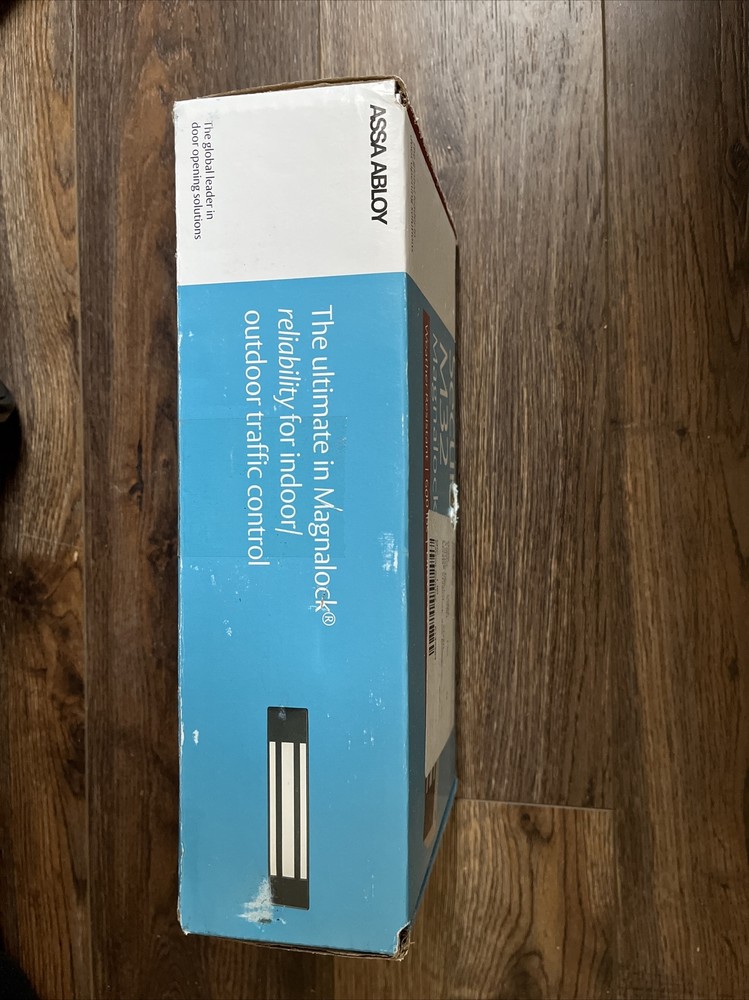 Securitron M32D 600lbs Electromagnetic Lock