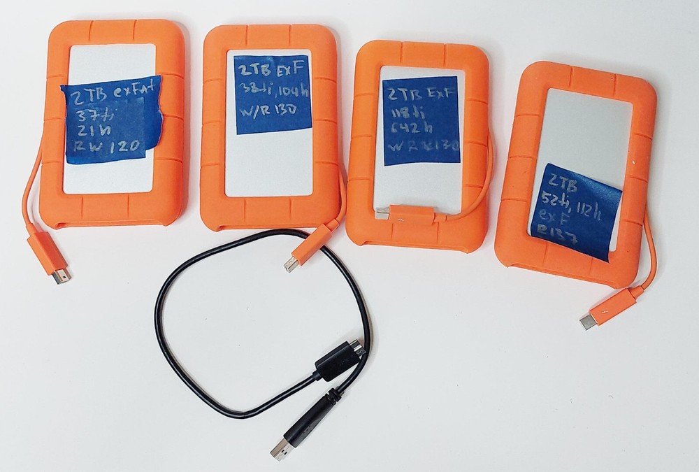 Lacie Rugged LRD0TU1 External 2.5" 2TB USB 3.0 Thunderbolt Hard Drive HDD