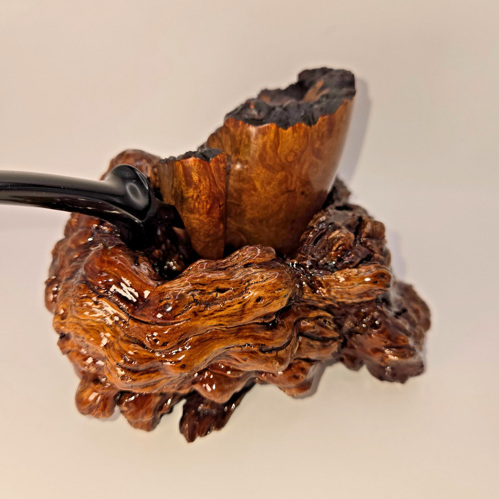 A Centerpiece For Your Pipe Collection