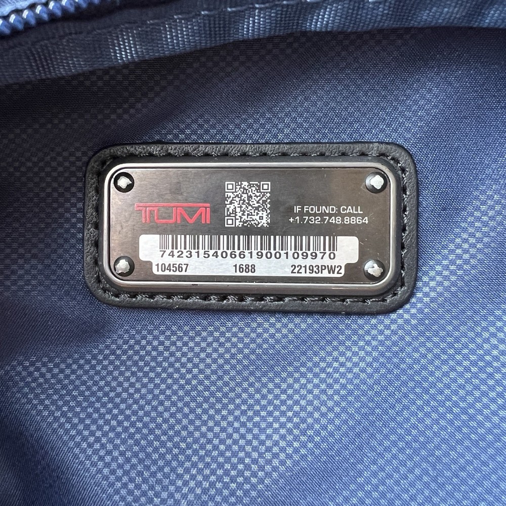 Tumi Alpha Split Travel Toiletry Kit Bag