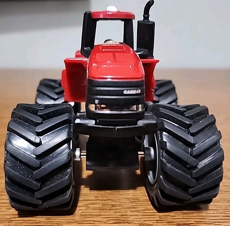 1/64 Scale? ERTL CASE IH STEIGER.