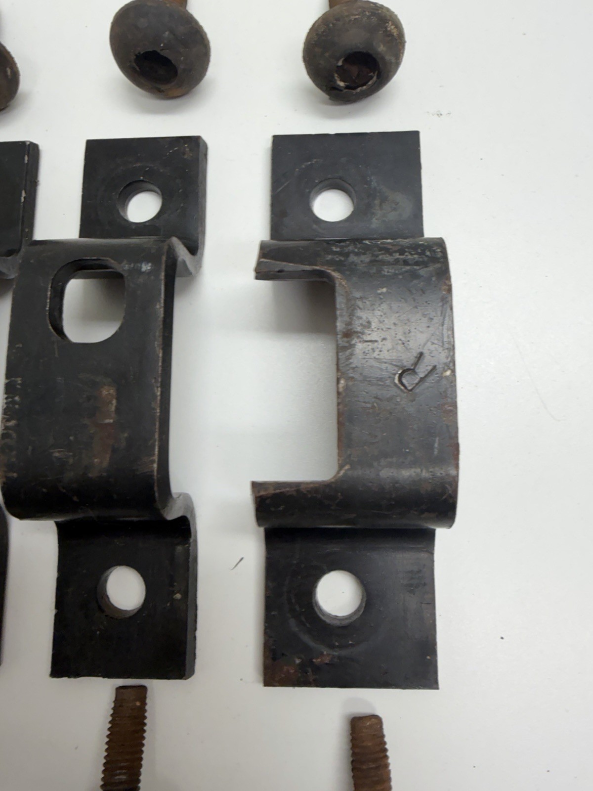 92 - 07 FORD VAN ECONOLINE E SERIES CLUB WAGON BENCH SEAT MOUNTING BRACKETS B42