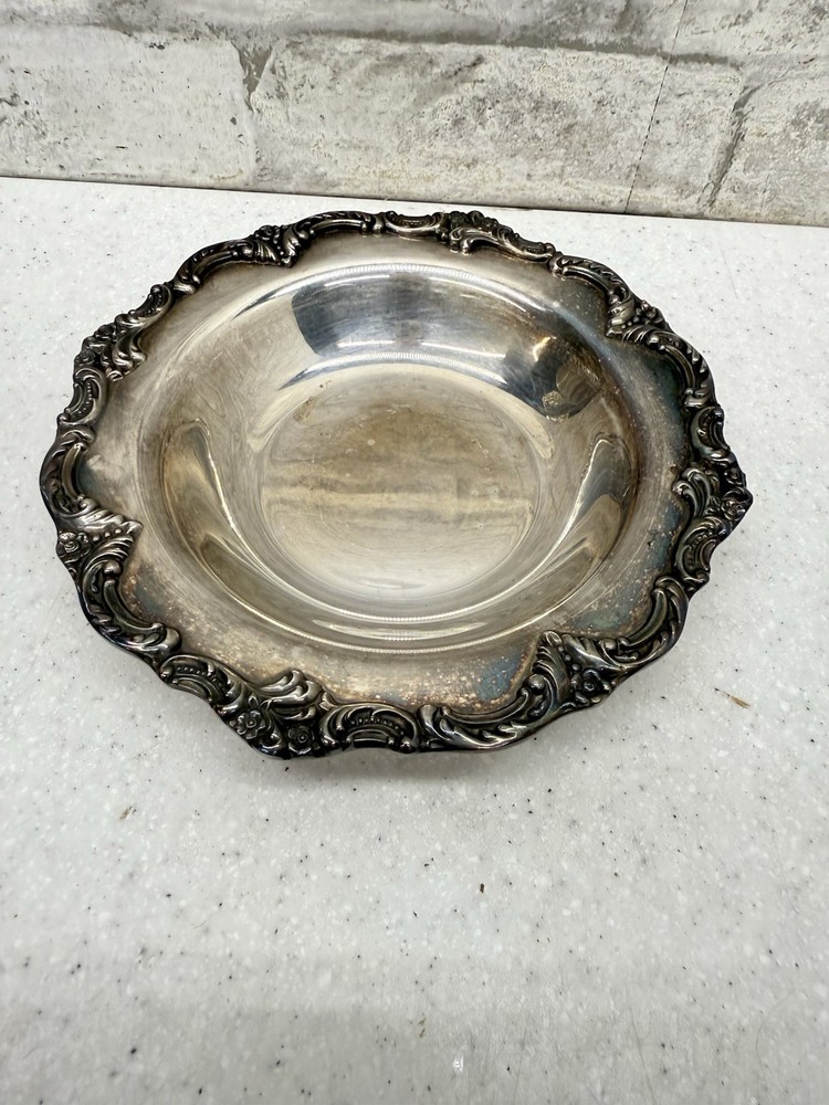 Vintage  Reed & Barton 1100 'Tara Hall"  Silverplate Bowl Serving