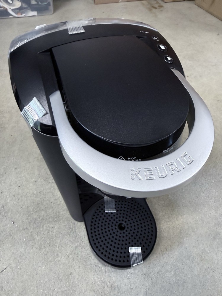 Keurig K-Compact K35 Single Serve Pod Coffee Machine - Black
