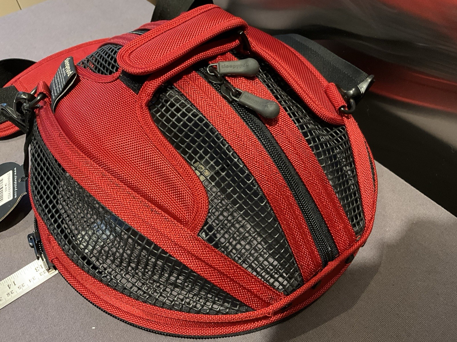 EXUC PARTS Sleepypod 13” Mobile Pet Bed Sz SM Small - Strawberry Red Lid & Strap