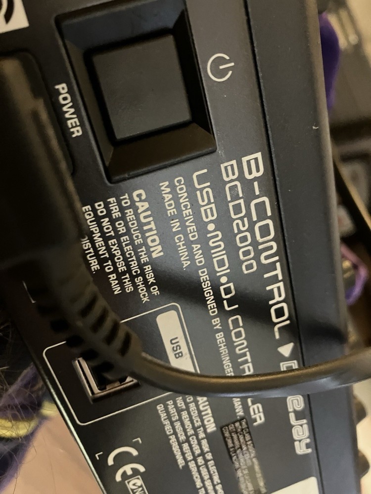 Behringer Dj Controller BCD2000 USB MIDI Working