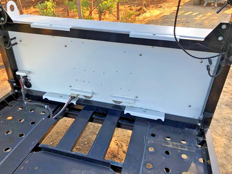 DC Solar Master Control Cabinet - Mobile Solar Generator - EXCELLENT Condition