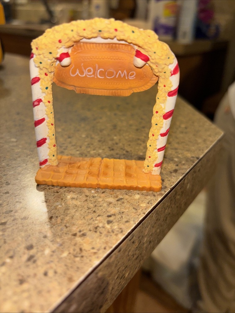 Welcome Sign Ornament