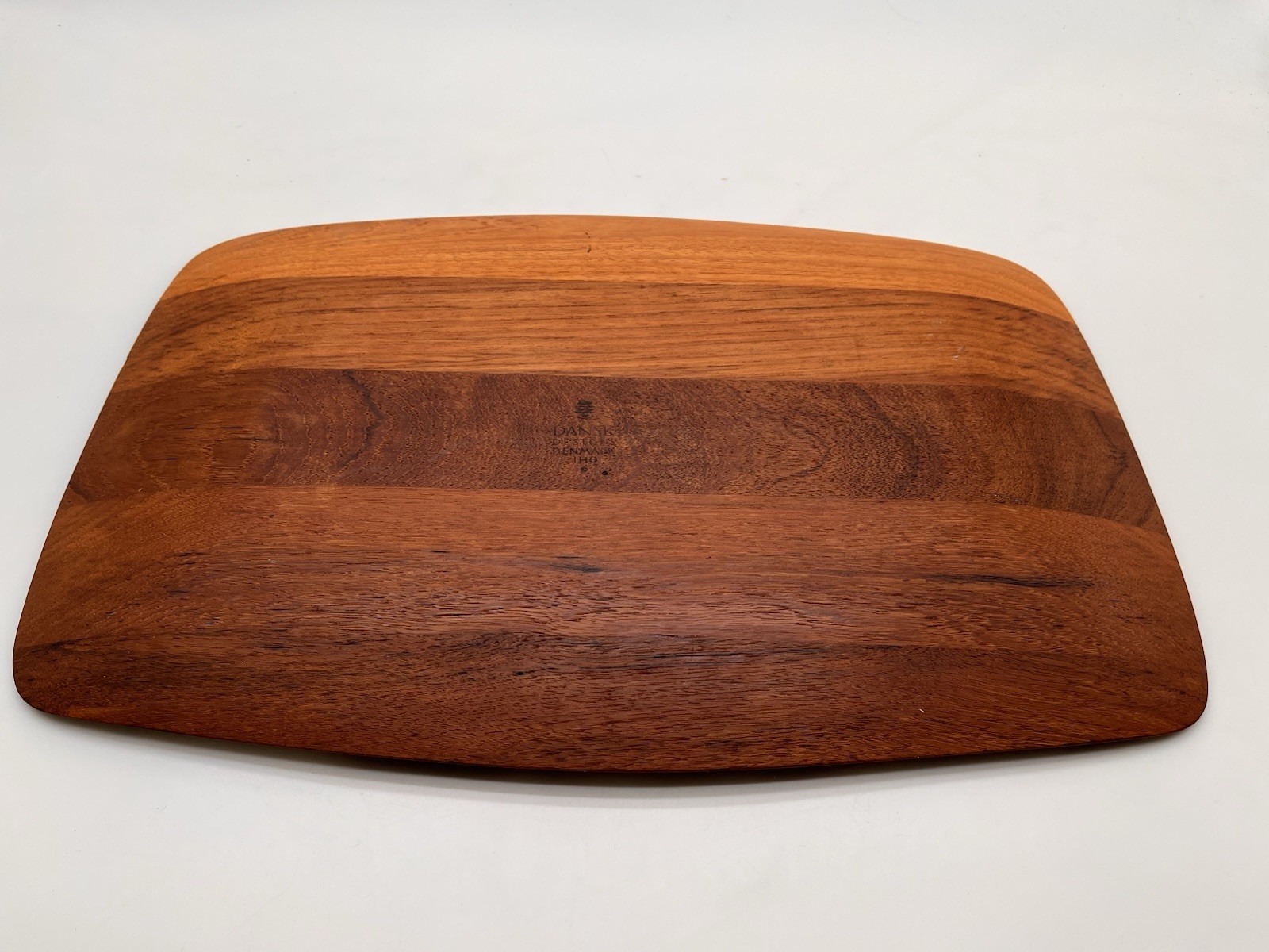 Large DANSK DESIGN IHQ Denmark Staved Teak Cutting Board Ducks Logo 18 x 12" MCM