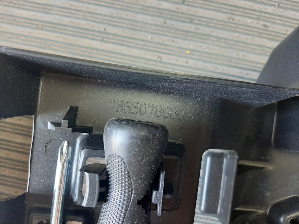 DODGE RAM PRO MASTER JACK AND TOOL KIT - TAKEOUT UNIT