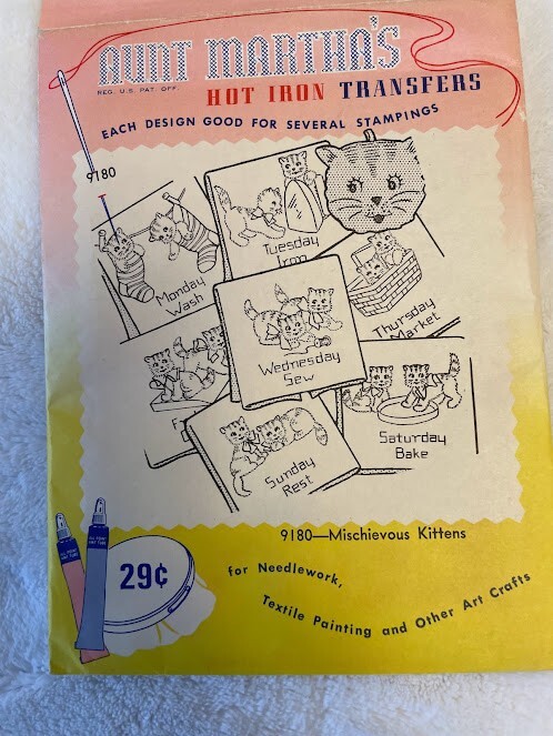 VTG Aunt Martha's Mischievous Kittens Transfer Pattern 9180