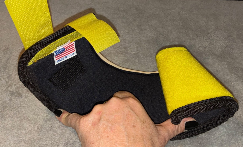 NEW YELLOW QUICK WRAP PROFESSIONALS CHOICE BELL BOOTS MEDIUM