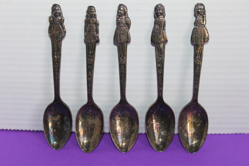 Dione Quints memorabilia orginal