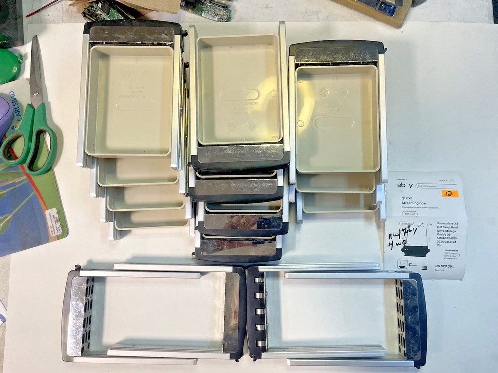 MISC SERVER HD TRAYS MIXED LOT