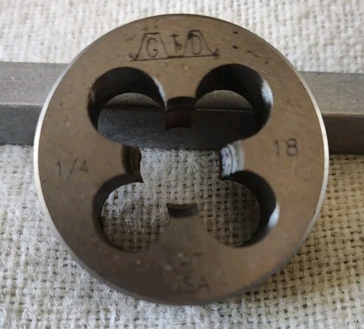 GTD USA 1/4 - 18 NPT THREADING DIE