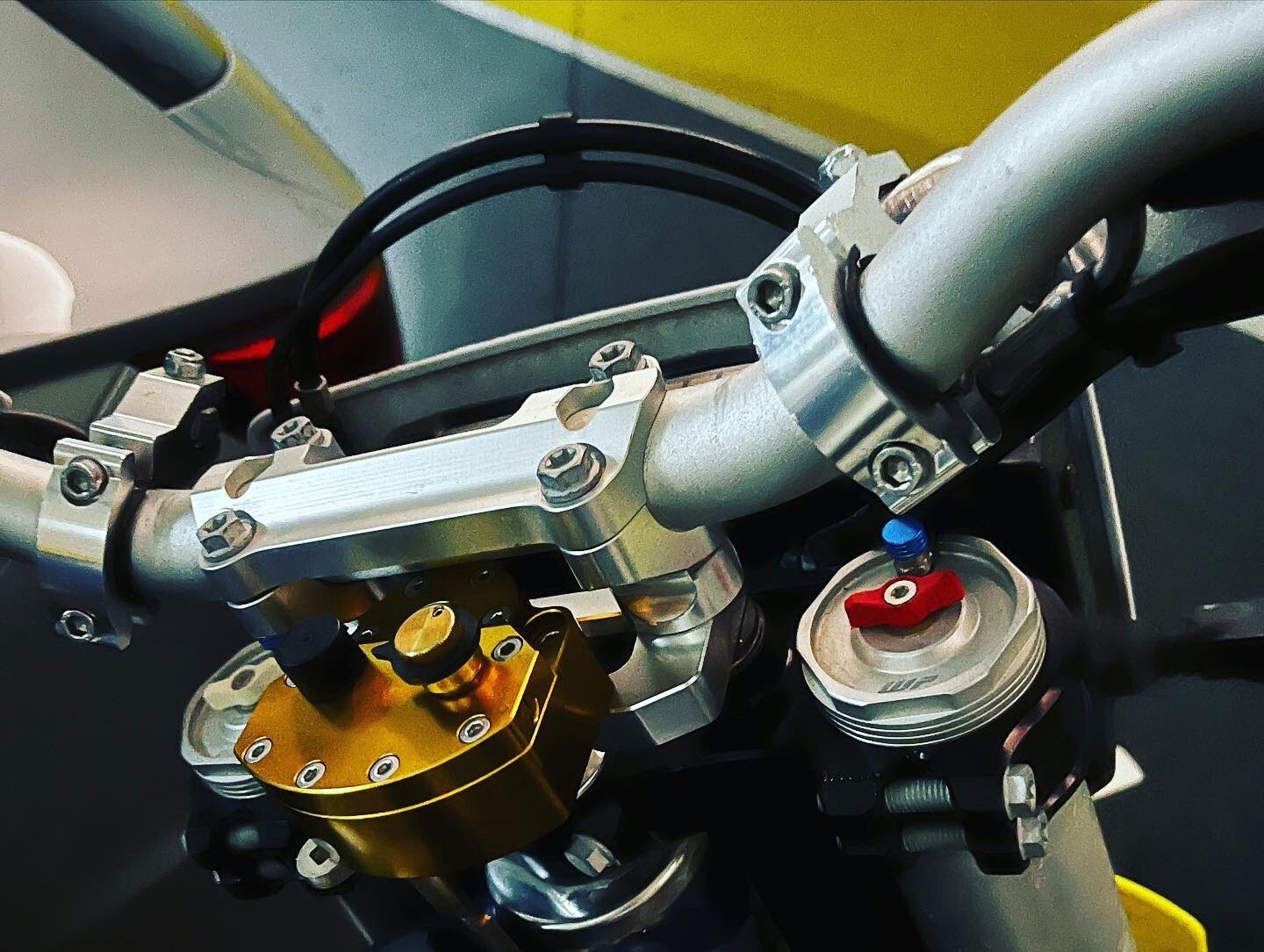 Steering Damper Reversed Safety For Husqvarna 701 ENDURO/Supermoto 2016-2023