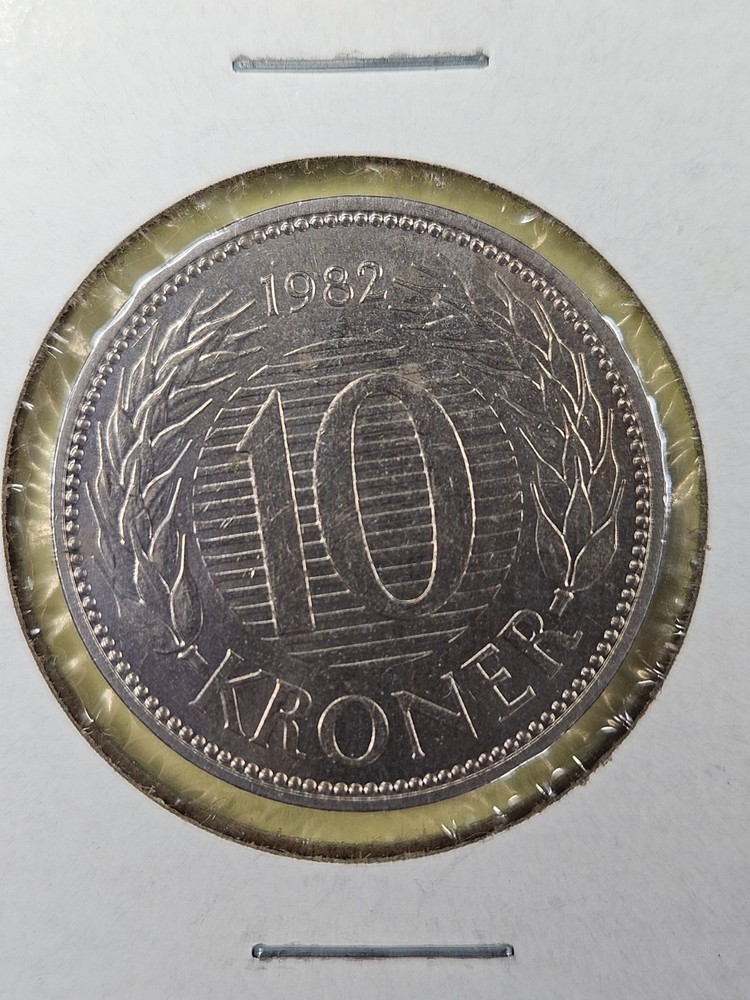 COINS - DENMARK - 10 KRONER 1982
