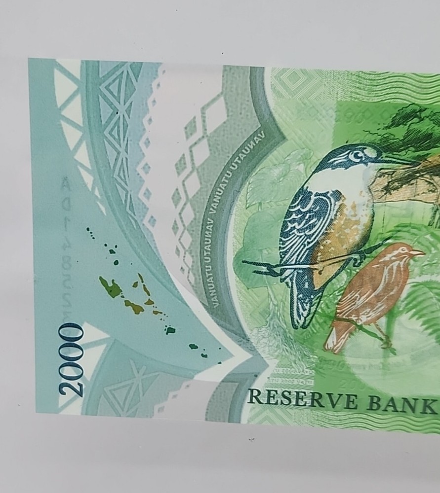 Vanuatu, 2000 Vatu, 2014, POLYMER, Birds