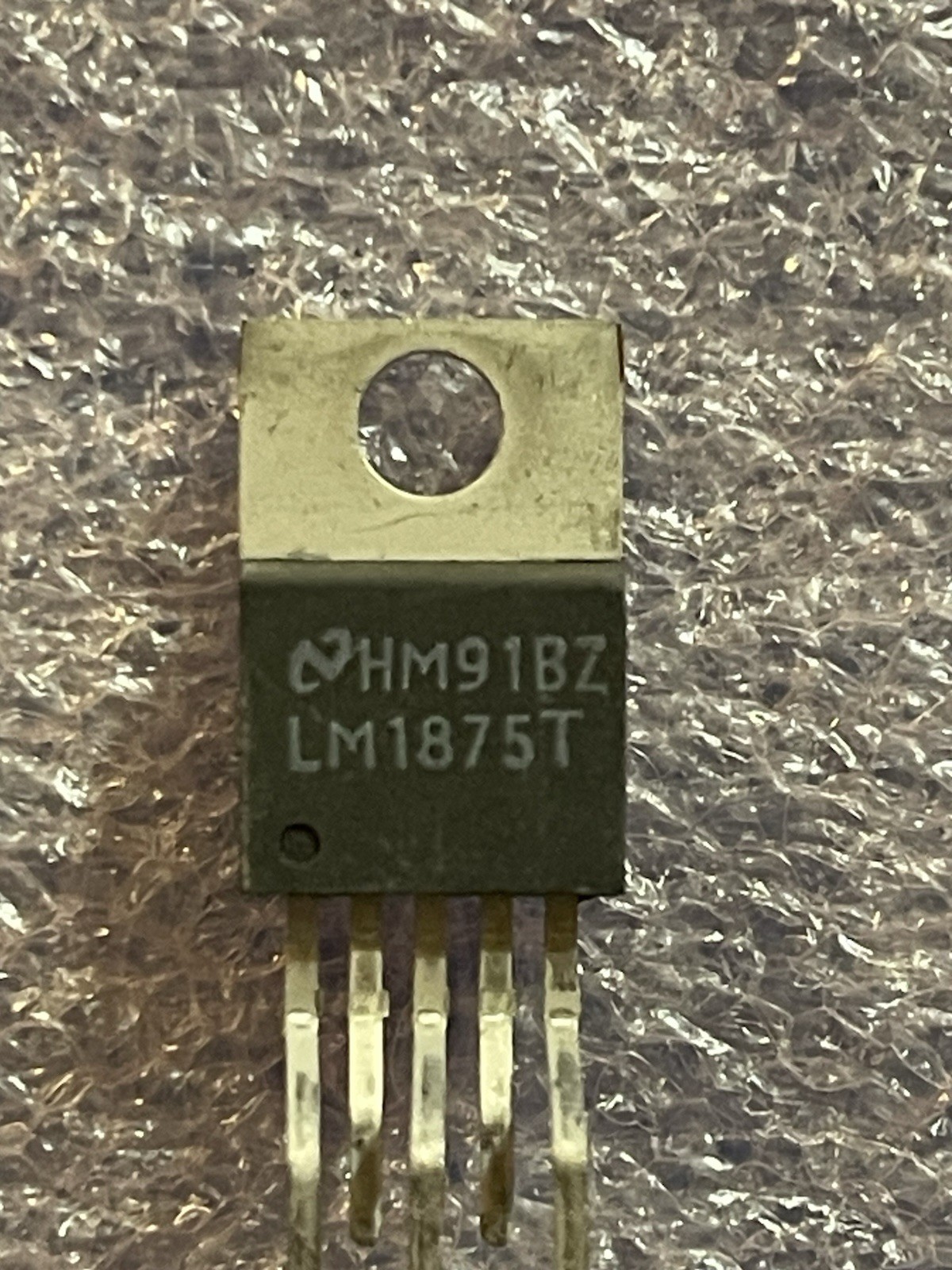 LM1875T INTEGRATED CIRCUIT AUDIO POWER AMPLIFIER 20W 5-PIN TO-220 (LOT OF 1)