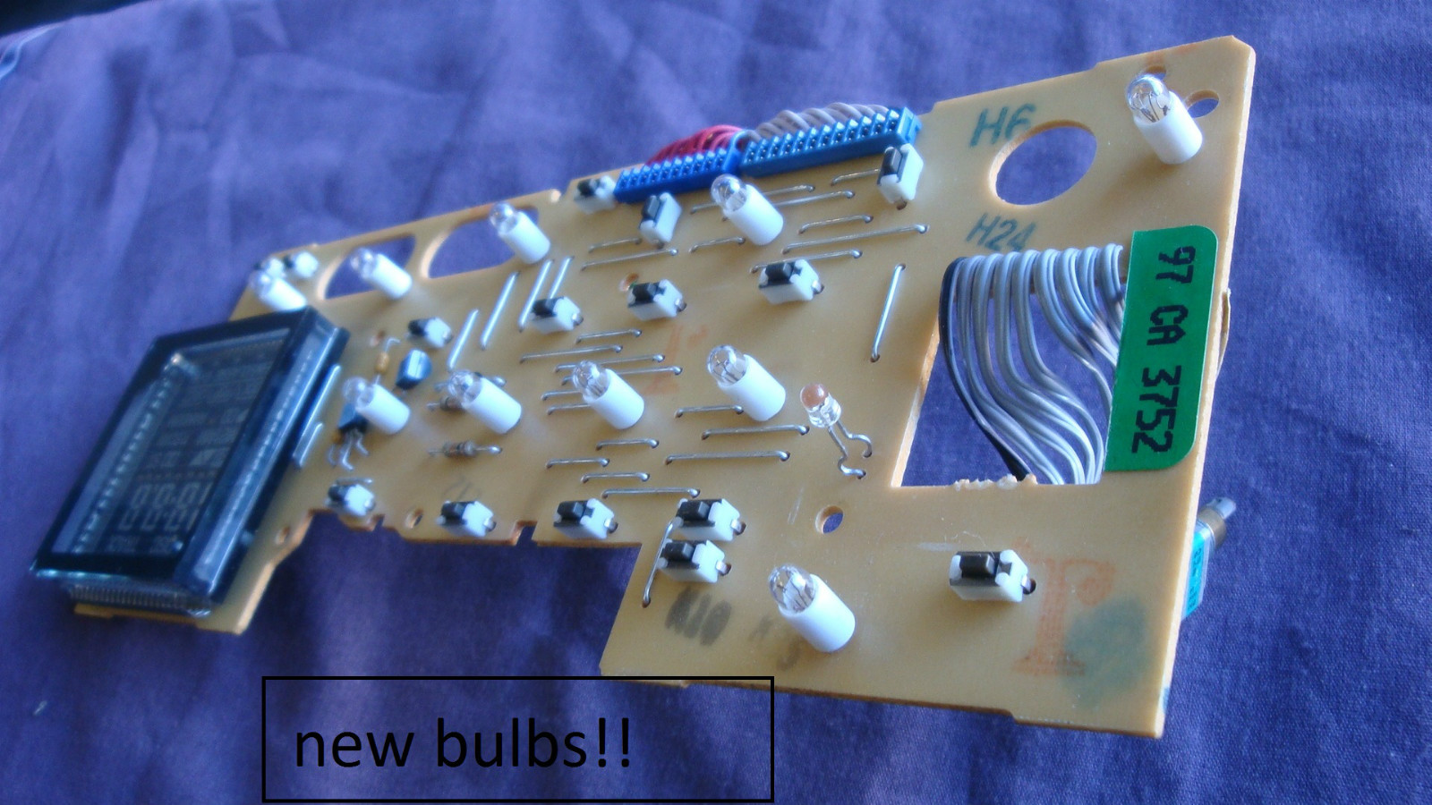 DELCO GM GMC CHEVY DISPLAY LIGHT BULBS FOR CD, CASS RADIO 10 EACH