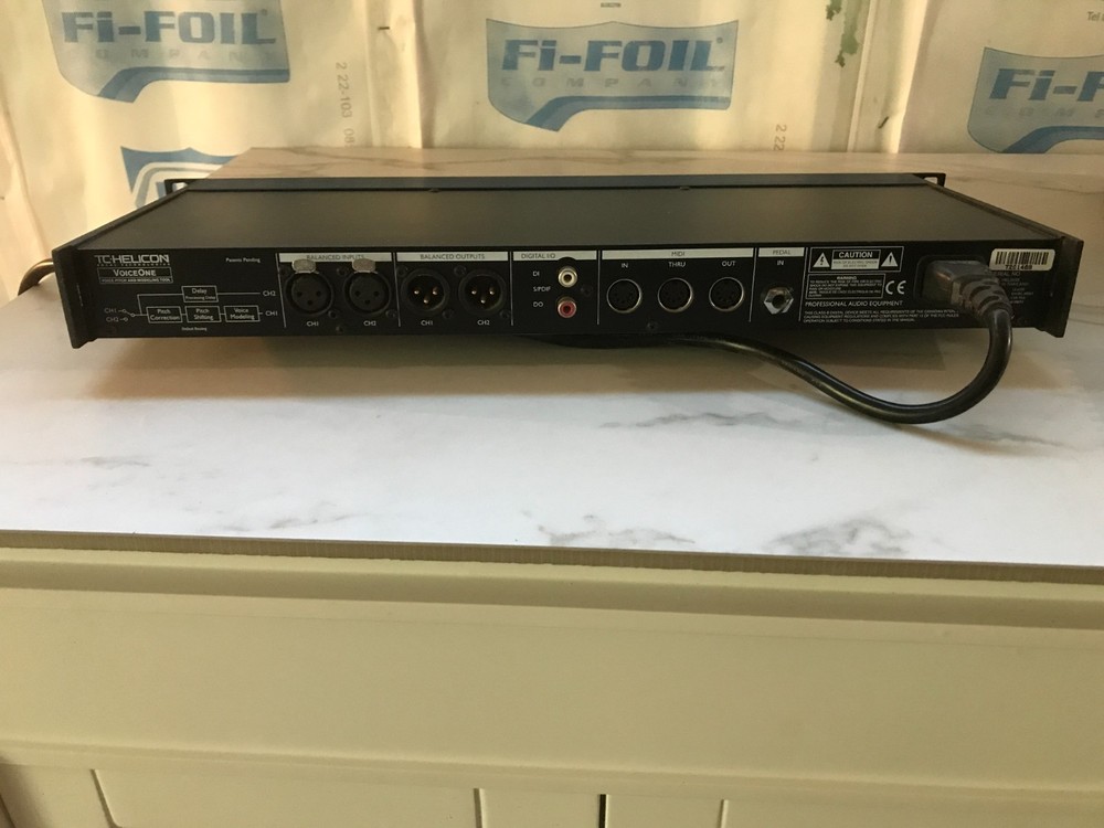 TC Helicon VoiceOne vocal and instrument harmony processor