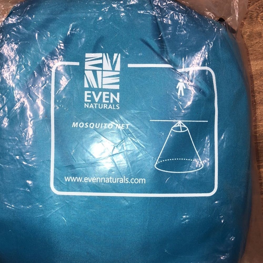 Single bed mosquito net for camping, beach
