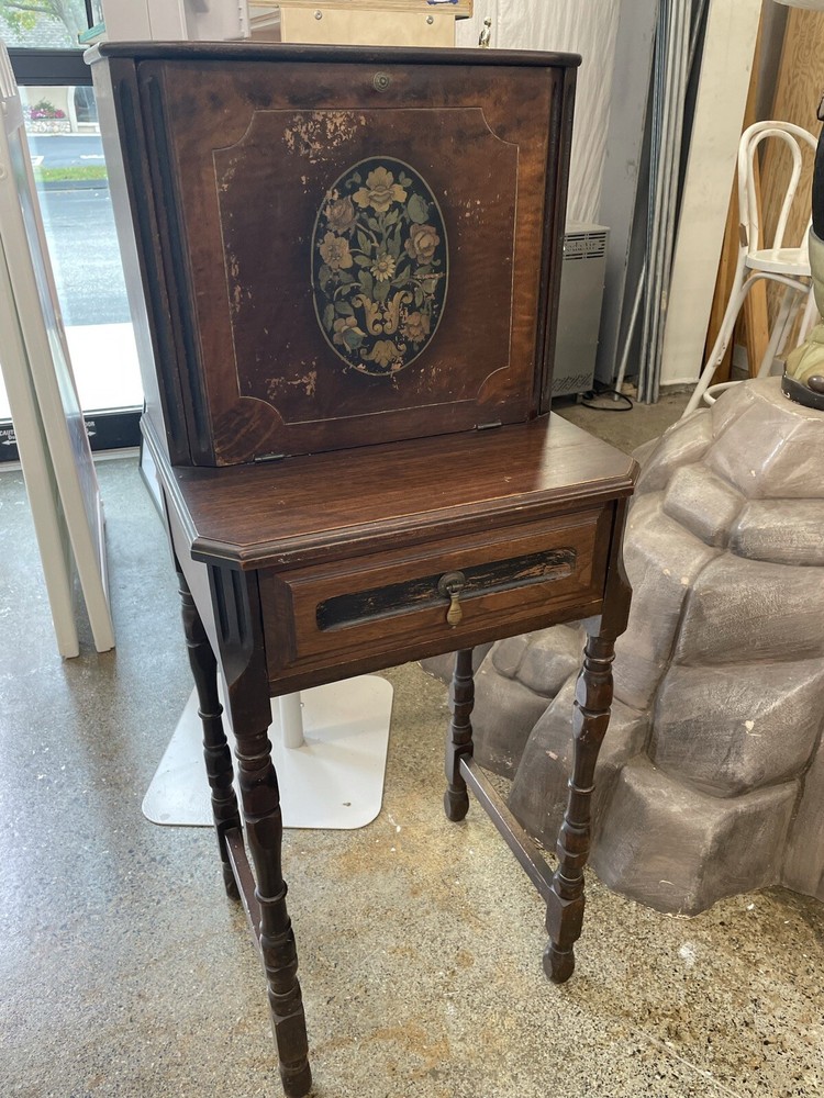 antique makeup vanity table