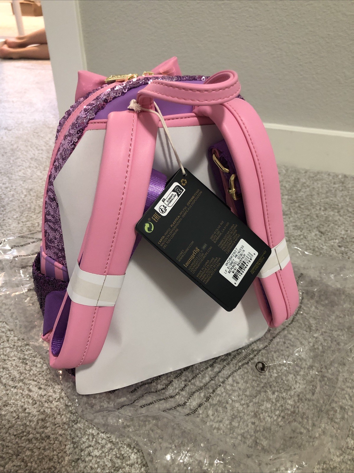 🚀 Loungefly Disney Rapunzel Sequin Glow Mini Backpack Free Ship ✅📦