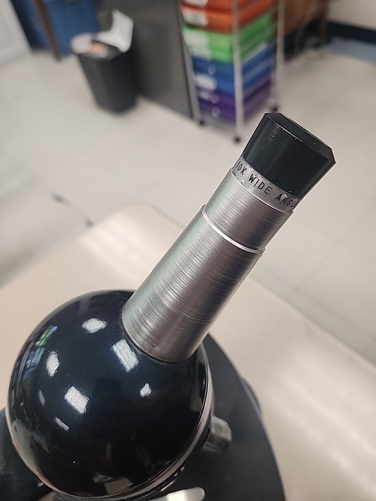 Vintage GRAF APSCO MICROSCOPE 900 Series Powers Up But Untested Beyond That