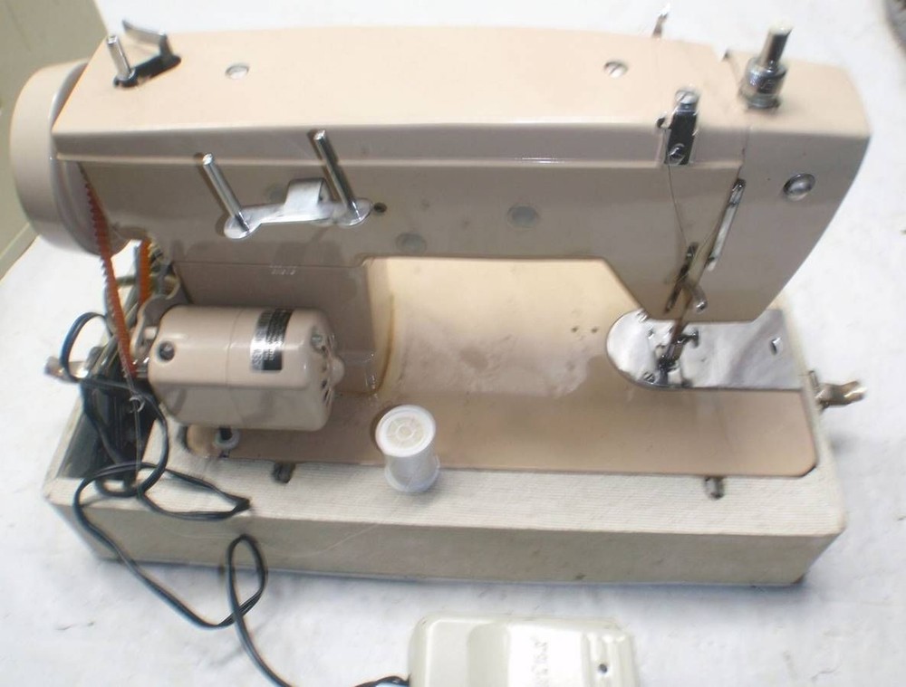 Precision Zig Zag Sewing Machine