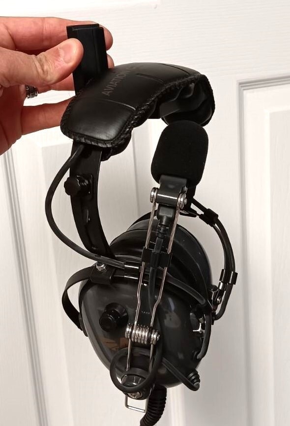 ALL AIRCRAFT HEADSET HOLDER