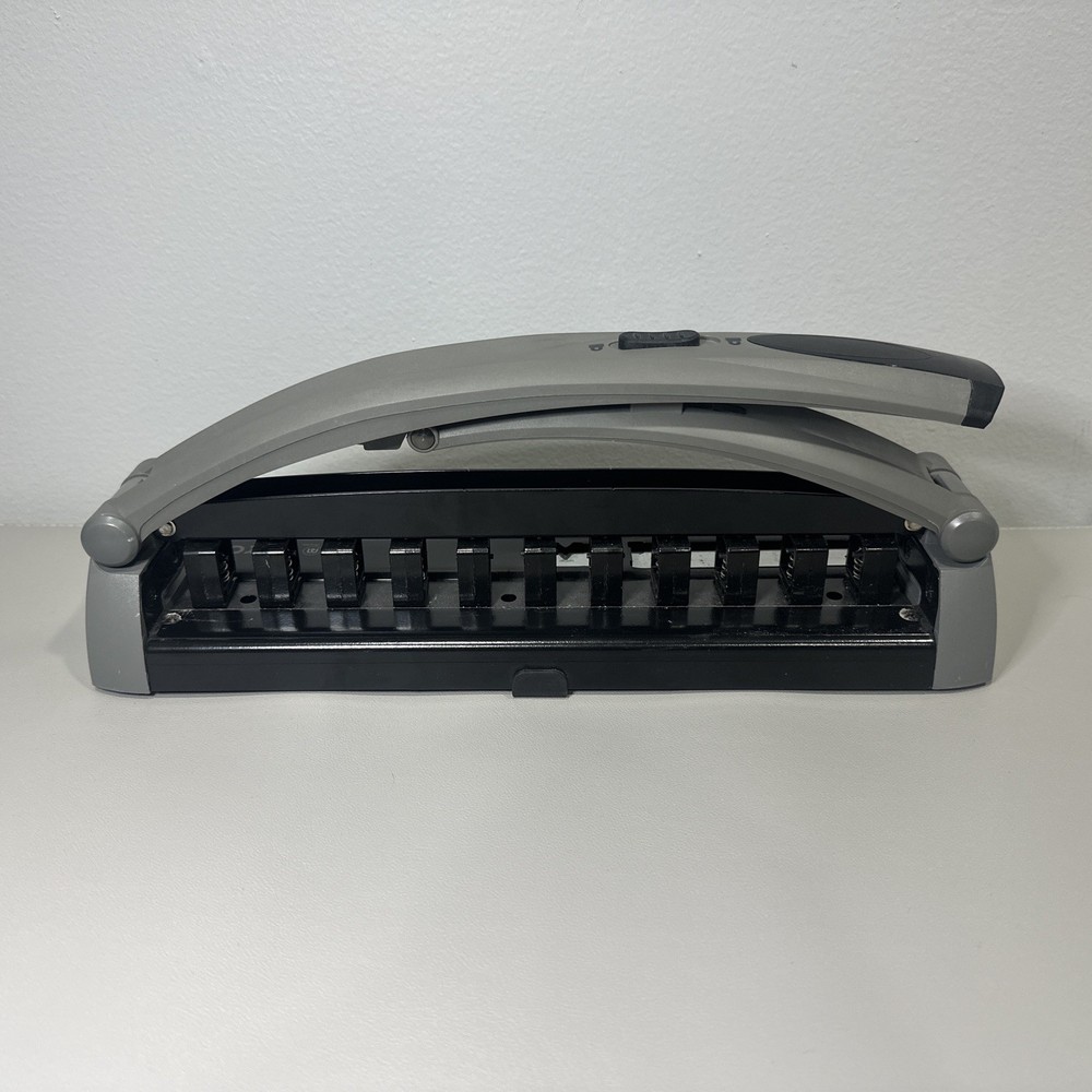 Staples ARC 11-Hole Desktop Paper Punch for DiscBound Notebook System