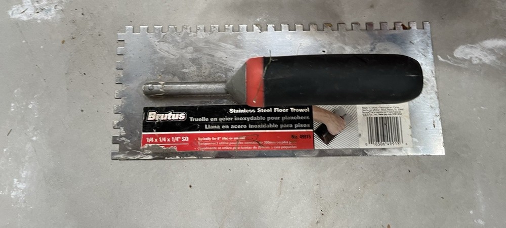 Brutus Floor Trowel