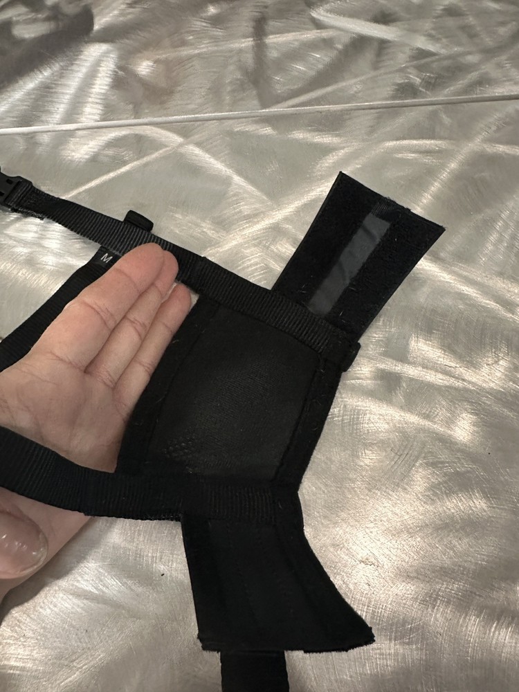 PETSAFE ** Comfortable Nylon Padded DOG MUZZLE ** MEDIUM Black