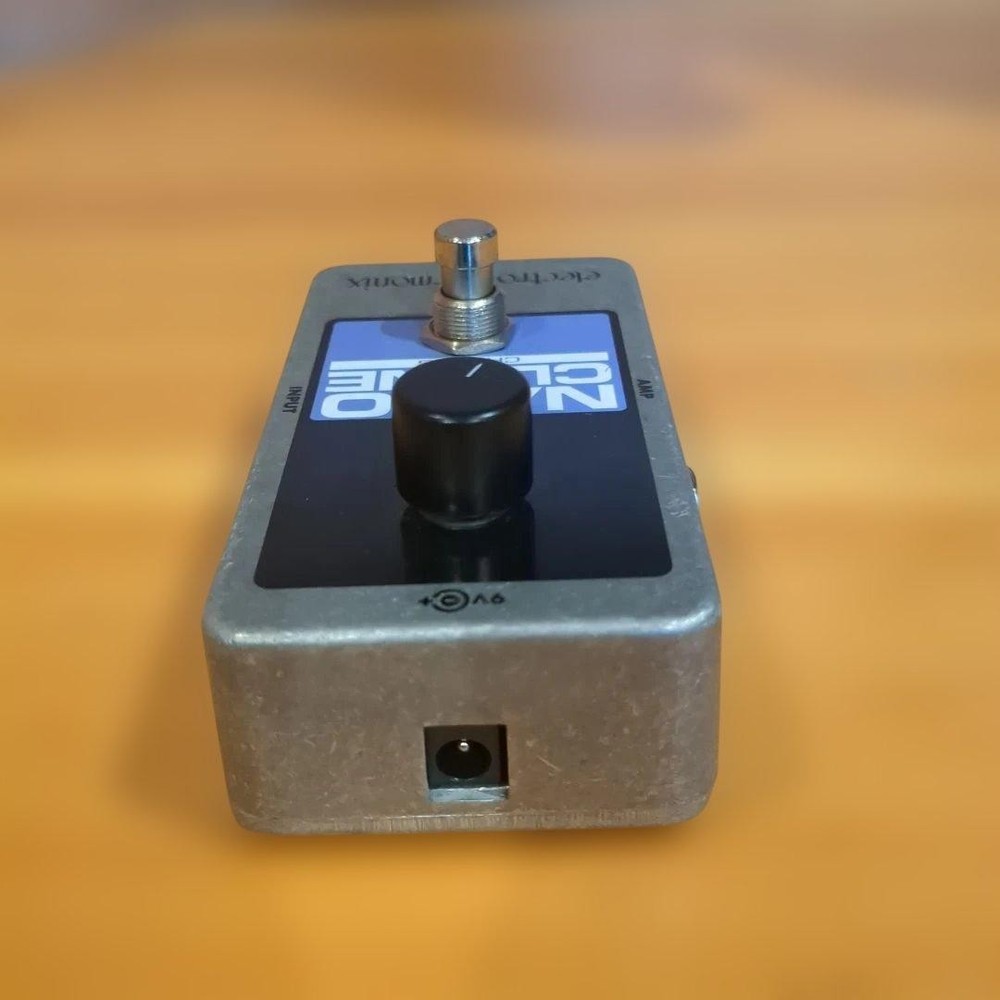 electro-harmonix NANO CLONE Chorus Effect Pedal