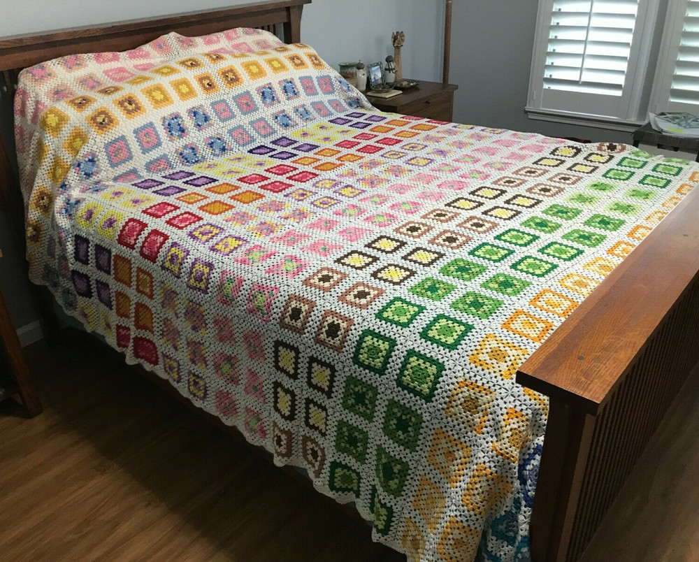 GRANNY Patchwork Pattern Hand Made Crochet Queen Bedspread 97in x 104in, 7lb