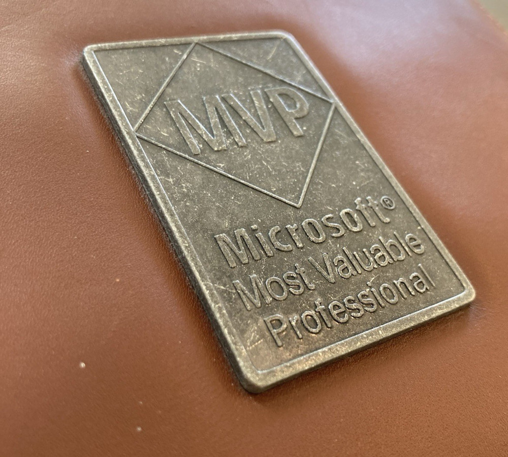 Microsoft ® Leather Box MVP “Most Valuable Professional" Recognition Award Gift