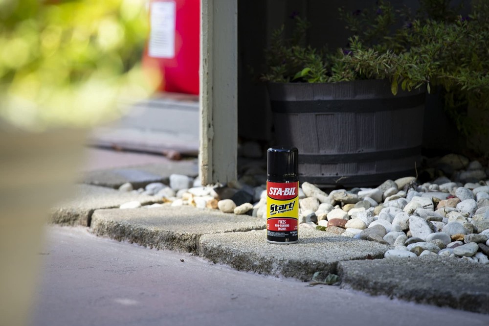 STA-BIL Start Your Engines! - Fixes Non-Running Engines - A 2 fl oz, Black