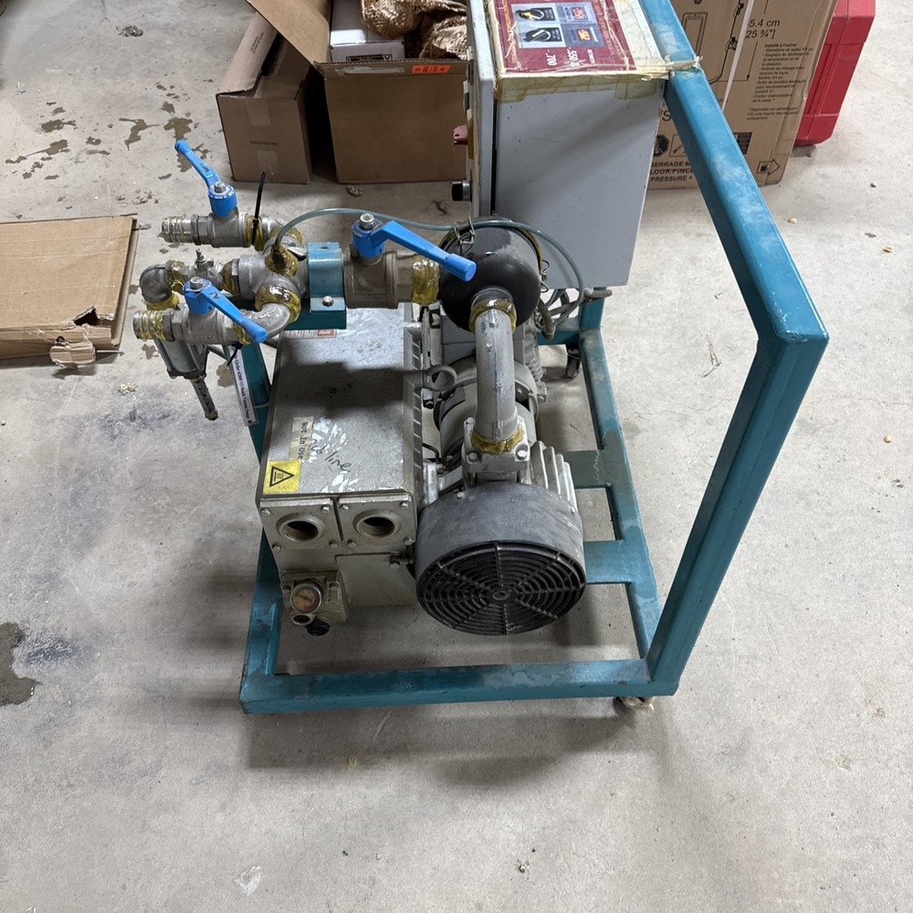 Busch, Inc. RA0063 E Rotary Vane Vacuum Pump